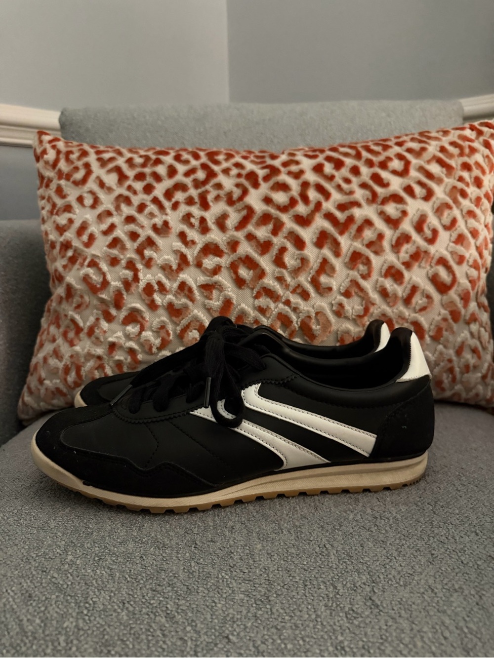 Women’s Black No Boundaries Sneakers